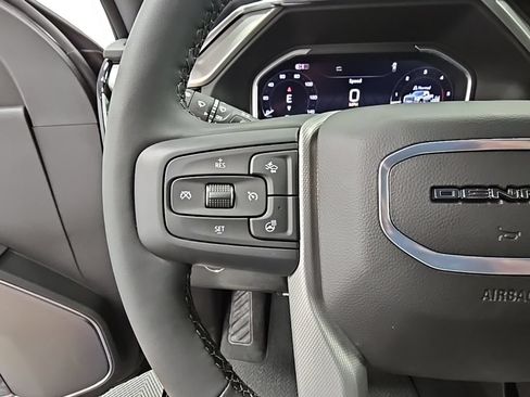 New 2026 GMC Sierra 2500 Denali w/ Denali Reserve Package AWD/4WD image 24