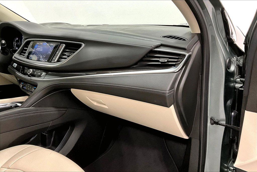 Used 2023 Buick Enclave Premium FWD image 19