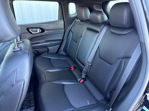 New 2026 Jeep Compass Latitude image 26