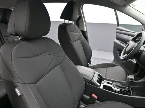 Certified 2026 Hyundai Tucson SE image 30