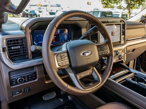 Used 2026 Ford F450 King Ranch w/ Chrome Package image 17