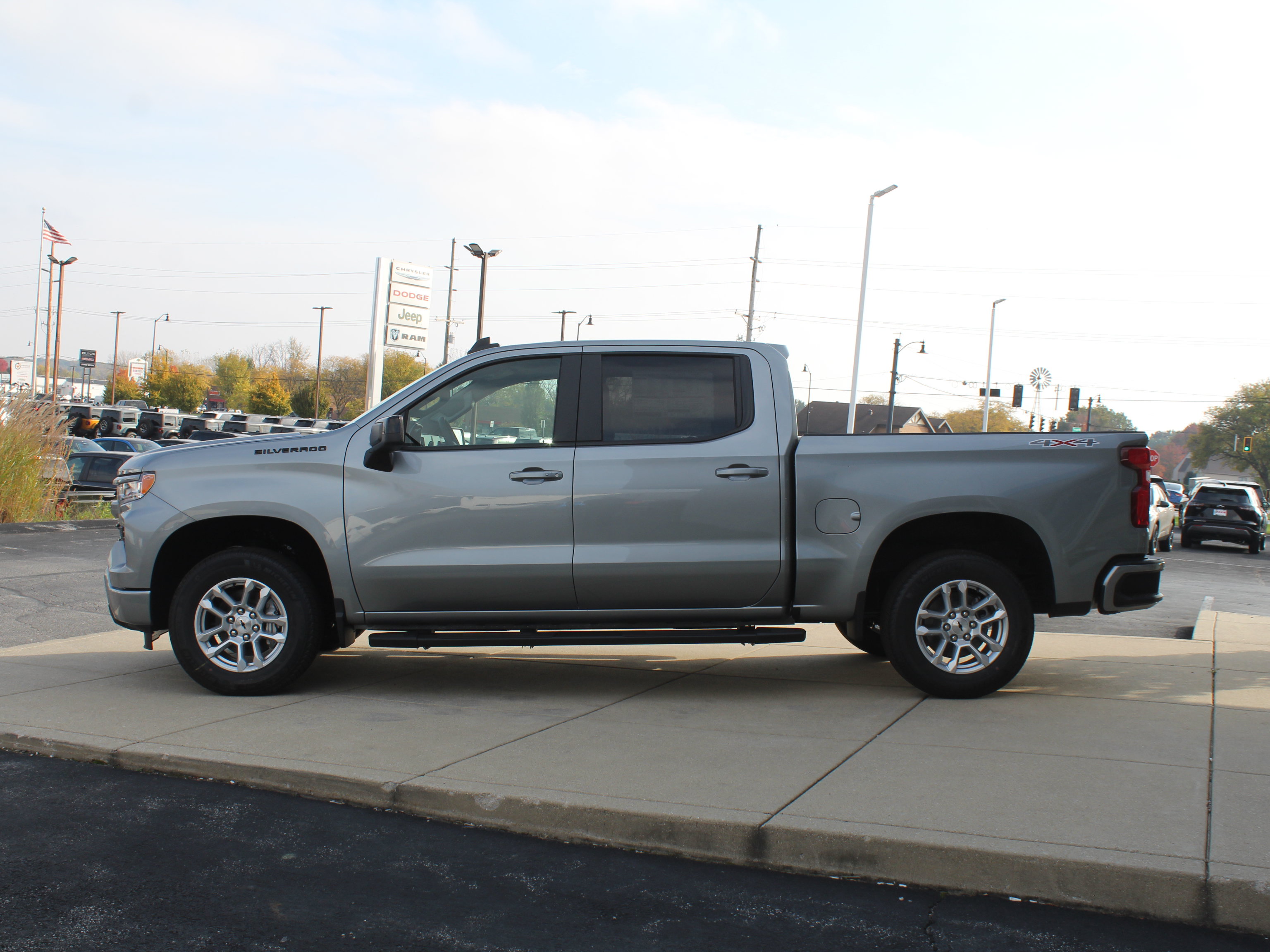 New 2026 Chevrolet Silverado 1500 RST w/ LPO, Dark Essentials Package AWD/4WD image 8