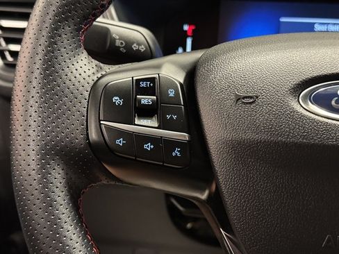 Used 2025 Ford Escape ST-Line w/ Tech Pack #1 AWD/4WD image 18