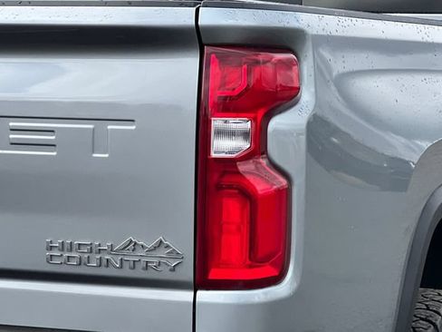 Used 2024 Chevrolet Silverado 3500 High Country w/ High Country Premium Package AWD/4WD image 49
