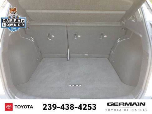 Used 2019 Nissan Kicks SV FWD image 24