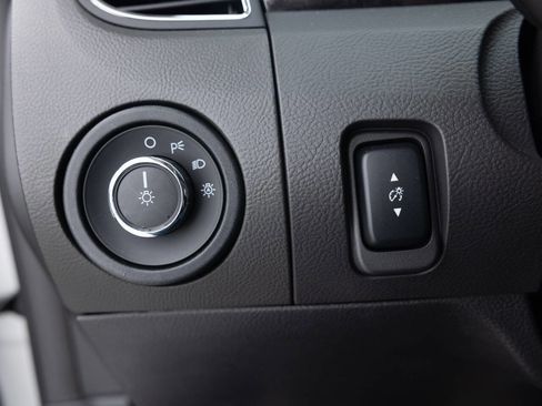 Used 2010 Ford Taurus Limited image 35