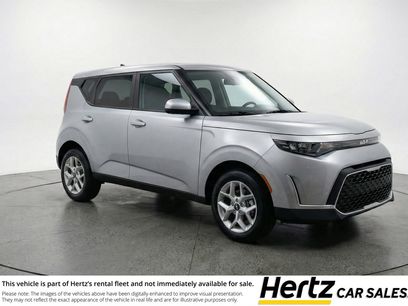 Used 2025 Kia Soul LX w/ LX Technology Package