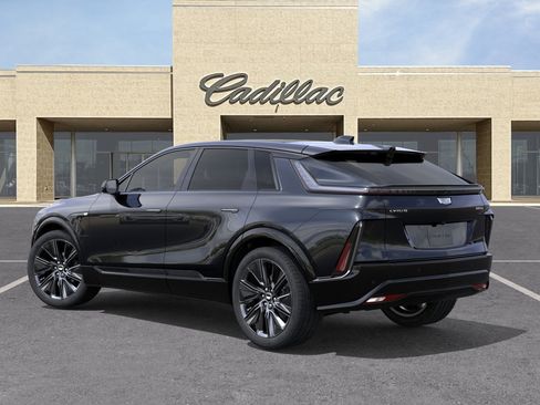 New 2026 Cadillac Lyriq Signature Sport AWD/4WD image 3