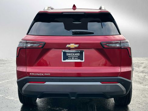 New 2026 Chevrolet Equinox LT image 4
