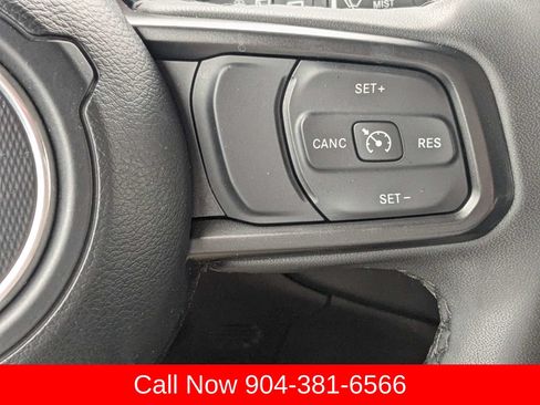 Used 2023 Jeep Wrangler Unlimited Sport AWD/4WD image 26