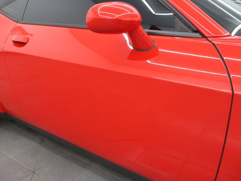 Used 2018 Dodge Challenger SRT Hellcat RWD image 26