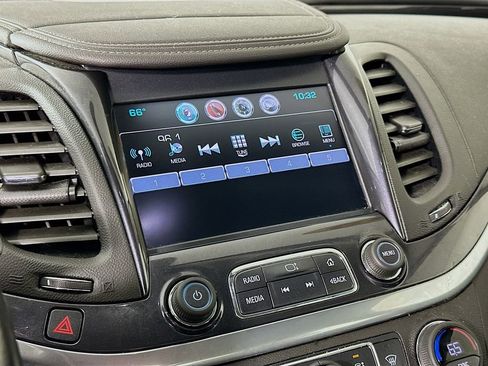 Used 2019 Chevrolet Impala LT image 22