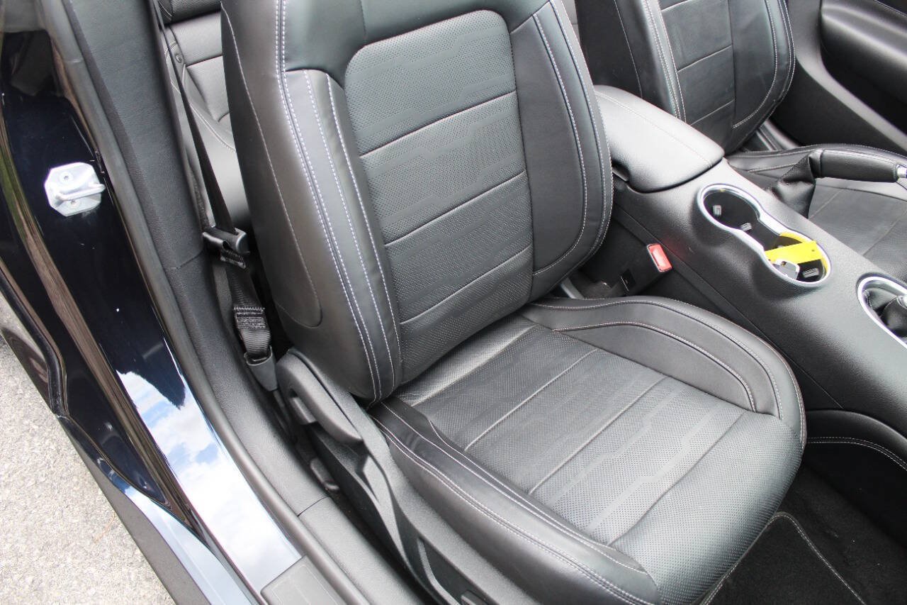 Used 2021 Ford Mustang GT RWD image 17