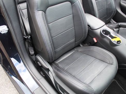 Used 2021 Ford Mustang GT RWD image 17