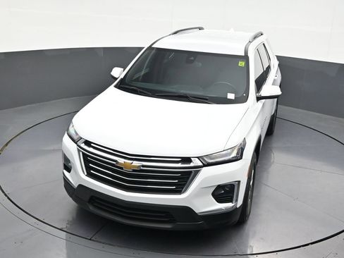 Used 2024 Chevrolet Traverse LT FWD image 25