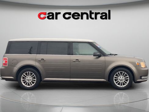 Used 2014 Ford Flex SEL w/ Equipment Group 202A AWD/4WD image 6