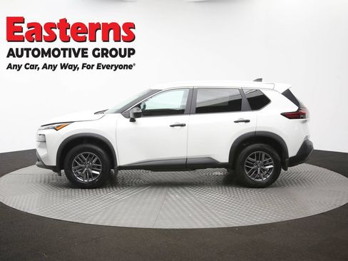 Used 2023 Nissan Rogue S AWD/4WD image 61