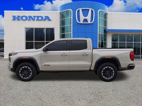 Used 2026 GMC Canyon AT4 w/ Technology Plus Package AWD/4WD image 11