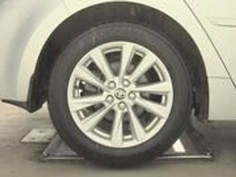 Used 2023 Toyota Corolla SE FWD image 8