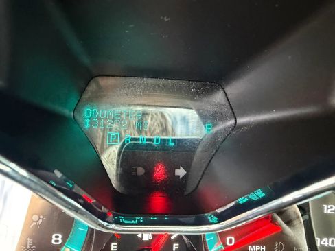 Used 2016 Chevrolet Traverse LT image 23