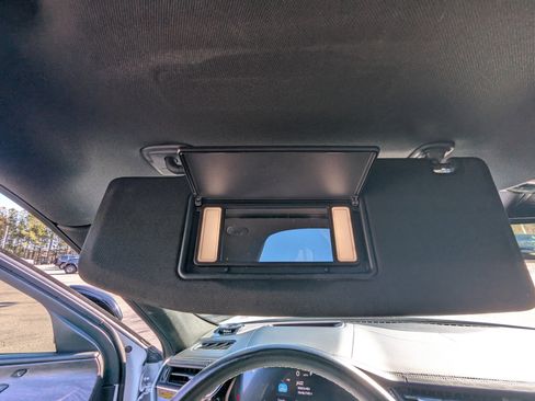 Certified 2022 Jeep Grand Cherokee L Overland w/ Advanced Protech Group III image 30