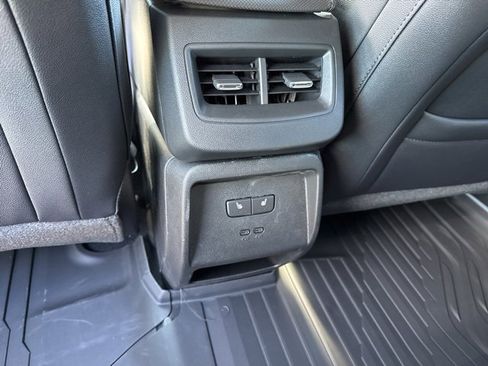 New 2026 Chevrolet Equinox EV LT w/ Convenience Package II image 28