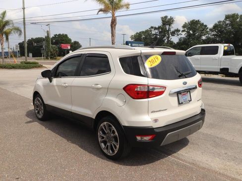 Certified 2019 Ford EcoSport Titanium FWD image 8