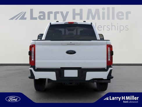 New 2026 Ford F250 XLT w/ XLT Premium Package AWD/4WD image 5