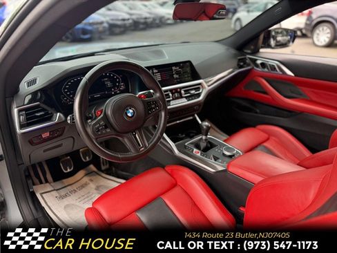Used 2022 BMW M4 Coupe w/ Executive Package RWD image 23
