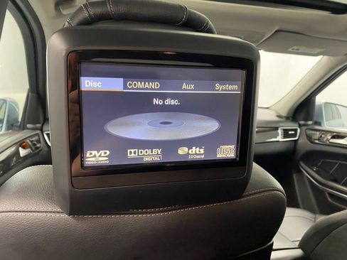 Used 2015 Mercedes-Benz GL 550 4MATIC image 38