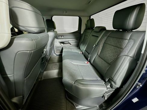 Used 2024 Toyota Tundra Limited AWD/4WD image 23