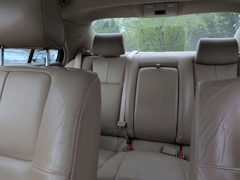 Used 2006 Cadillac STS w/ Preferred Equipment Group AWD/4WD image 38
