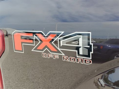 Used 2019 Ford F150 XLT w/ Equipment Group 302A Luxury image 7