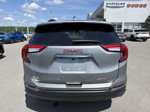 Used 2023 GMC Terrain AT4 AWD/4WD image 7