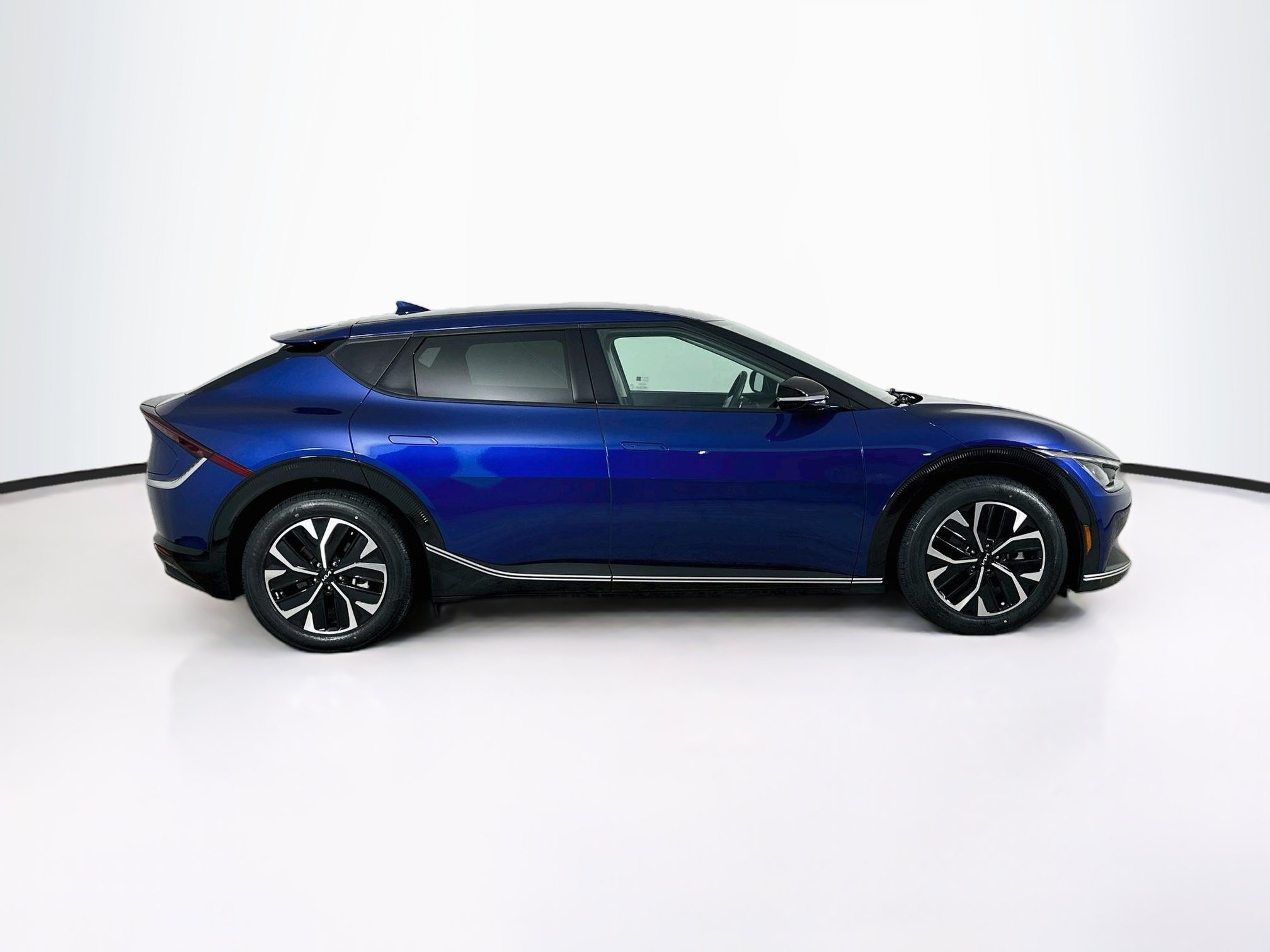 Used 2023 Kia EV6 Wind AWD/4WD image 10