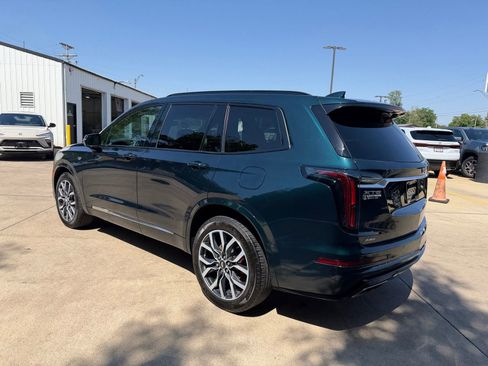 Used 2024 Cadillac XT6 Sport w/ Technology Package AWD/4WD image 30