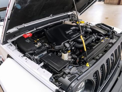 Used 2022 Jeep Wrangler Unlimited Rubicon AWD/4WD image 81