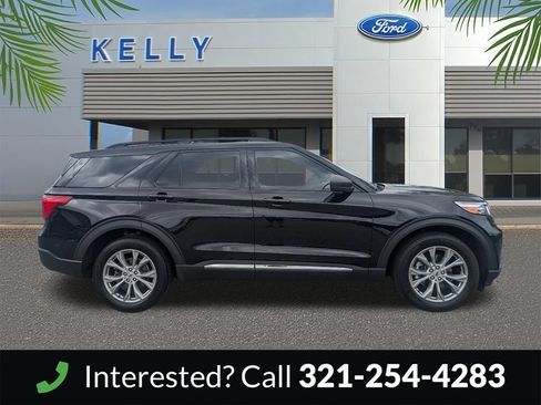Certified 2023 Ford Explorer XLT w/ Equipment Group 202A AWD/4WD image 5