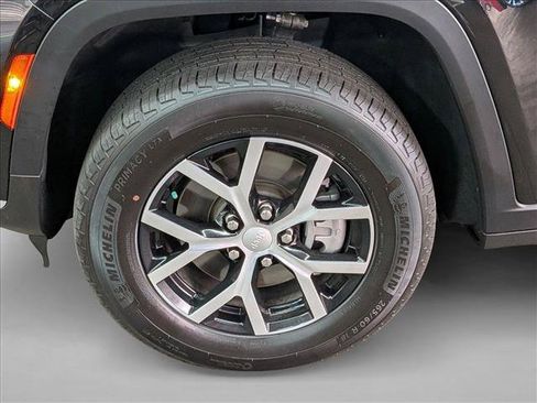 Used 2024 Jeep Grand Cherokee L Limited w/ Trailer Tow Package AWD/4WD image 30