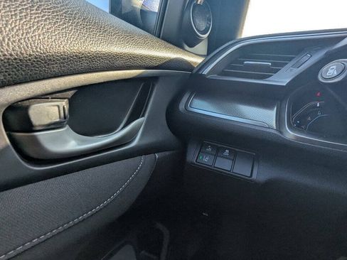 Used 2019 Honda Civic EX image 17