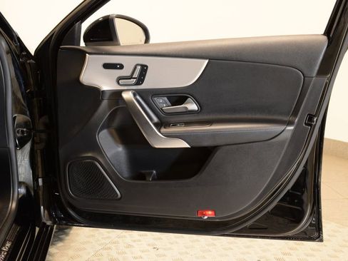 Used 2021 Mercedes-Benz A 220 4MATIC w/ Premium Package image 33