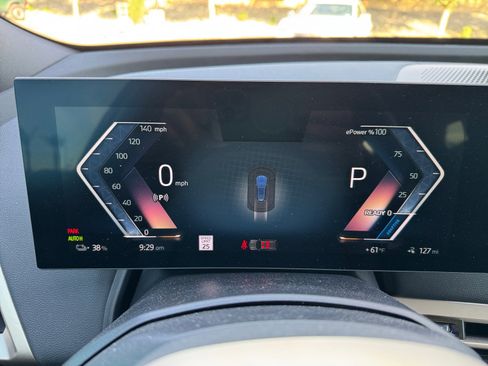 Used 2024 BMW iX xDrive50 w/ Premium Package image 10