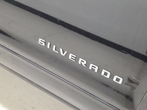 Used 2017 Chevrolet Silverado 1500 LT w/ All Star Edition AWD/4WD image 41
