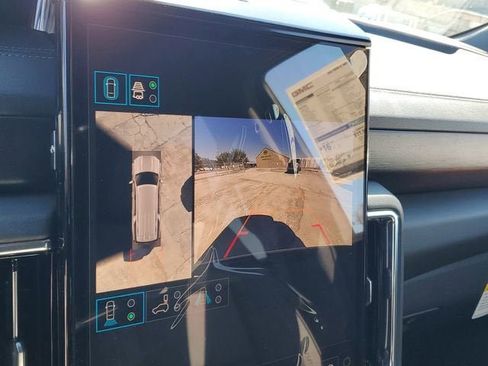 New 2026 GMC Yukon XL Denali w/ Sun & Power Step Package AWD/4WD image 22