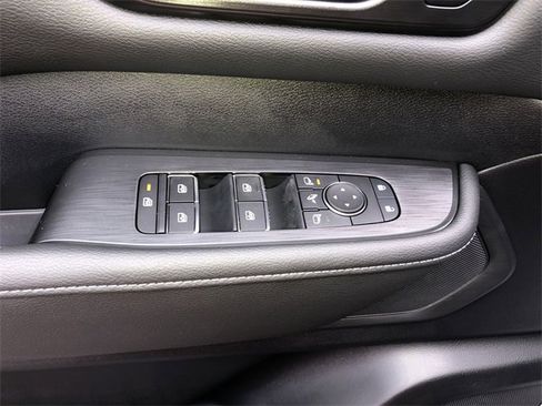 New 2026 Nissan Armada SL w/ Captain's Chari Seat Package image 26