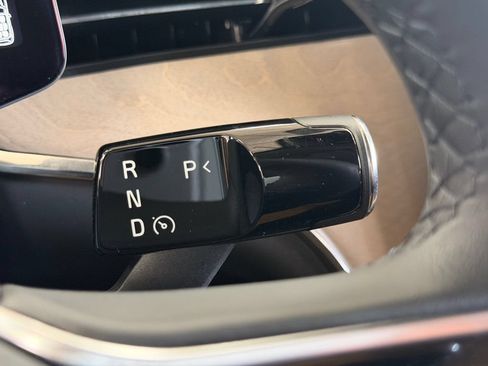 Used 2025 Volvo EX90 Ultra AWD/4WD image 35