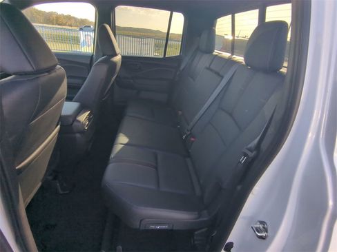 Certified 2025 Honda Ridgeline TrailSport+ image 14