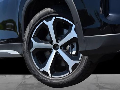 New 2026 Volkswagen Tiguan SE AWD/4WD image 3