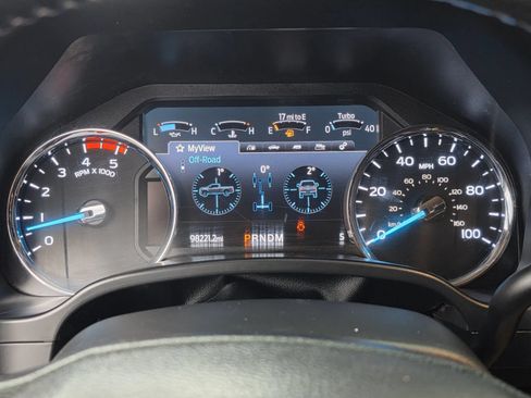 Used 2021 Ford F250 Lariat w/ Lariat Value Package AWD/4WD image 23