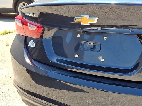 Used 2023 Chevrolet Malibu LT FWD image 18